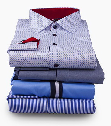 Bild eines weißen Hemdes